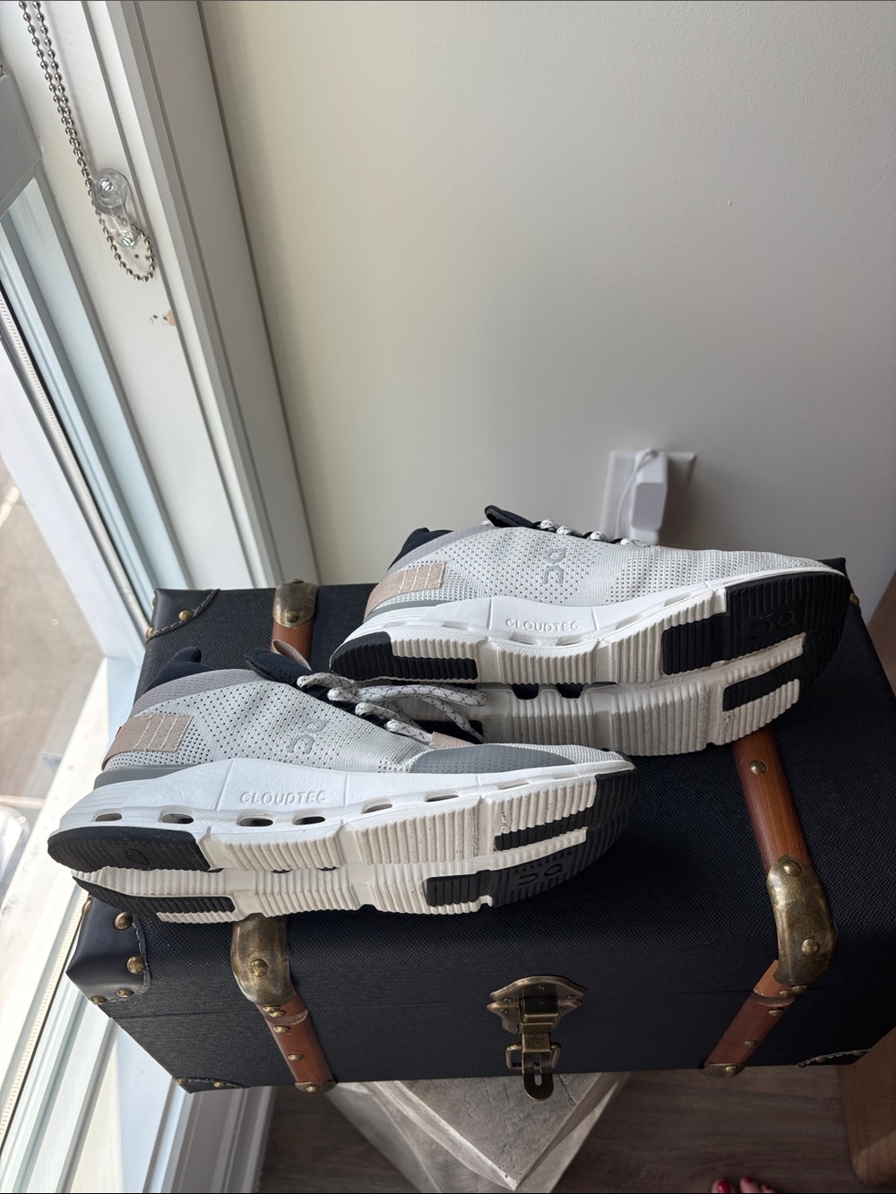 On Running White and Black Women's Sneakers - Picture 2 of 3